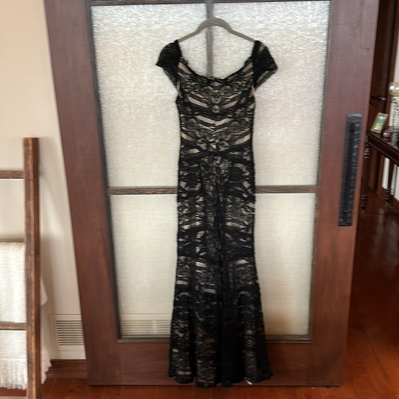Nicole Miller Dress Womens size 6 Tempted By You Gown Black Lined Stretch - Picture 8 of 11